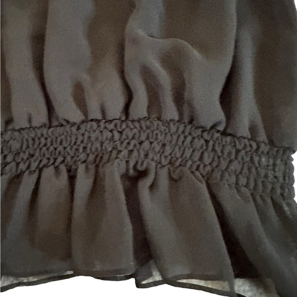 Kenneth Cole New York Black Ruffle Sleeveless Blouse Size 5P - Picture 11 of 17